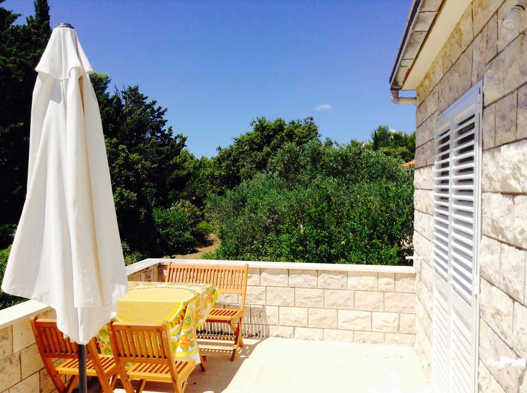 Guest House Perfect Location Bol Exterior foto
